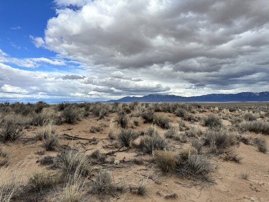 Discover the beauty of Valencia County, NM-0.26-acre: $50/Mo