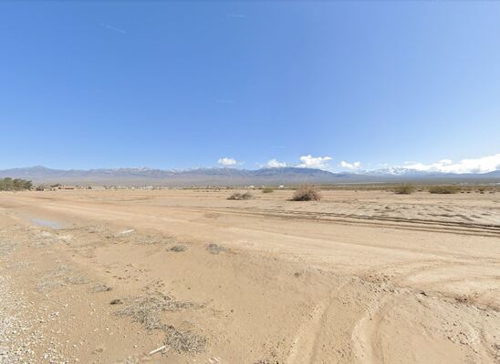 0.46 Acre in Pahrump, Nevada (only $400 a month)