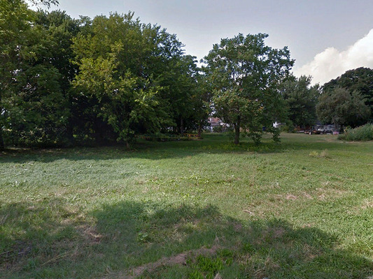0.34 acres in Henry, Illinois - Less than $180/month