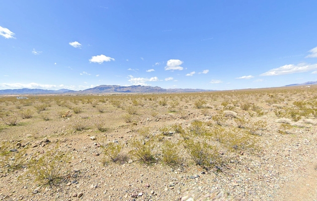 0.28 Acre in Pahrump, Nevada (only $200 a month)
