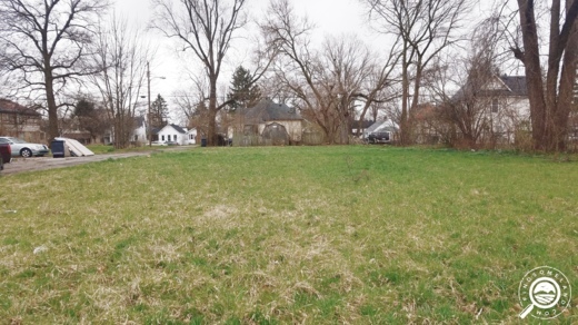0.24 Acres of Opportunity Here! This area is Zoned for Houses, Duplexes and even Apartments.