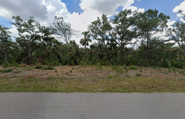 Grab This 0.23 Acre Slice of Heaven in Port Charlotte, FL!