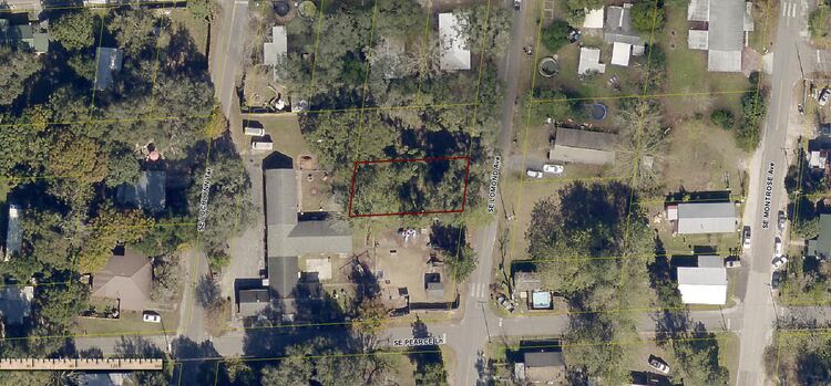 An Adventurous Life Awaits on 0.12 acre in Columbia County, FL