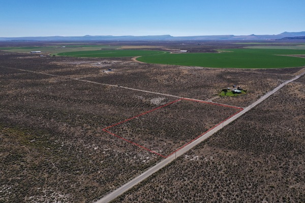 Richards Rd (Corner of Thomas Rd.) Silver Lake, OR 97638 Land for Sale ...