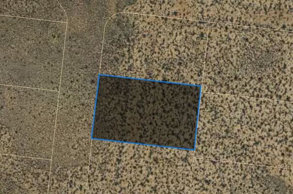 Discover the Tranquility of New Mexico on this Outstanding 0.27 Acre Property!