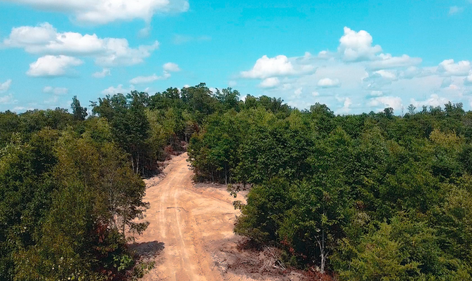 Gorgeous Views and 5.01 Acres of Unrestricted Land in Tennessee!
