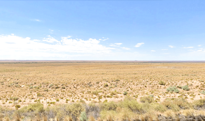 Navajo Bliss: Embrace 1.25 Acres of Arizona's Beauty-$99/Mo!